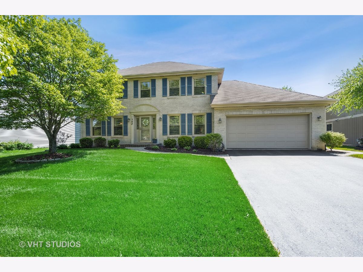 Homes Sold Meadows Naperville Illinois, 1308 Cantigny