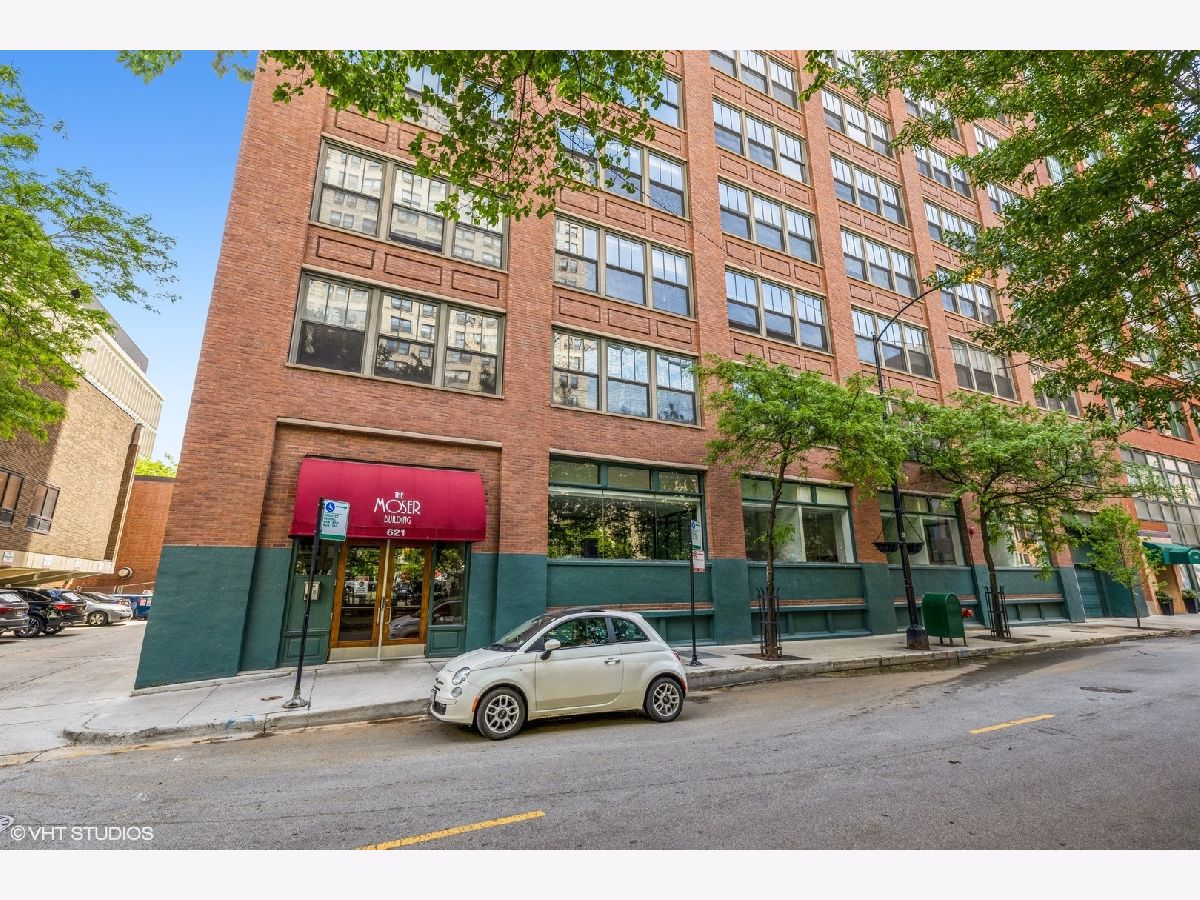 Condos & Townhomes Sold Moser Lofts Chicago Illinois, 621 Plymouth