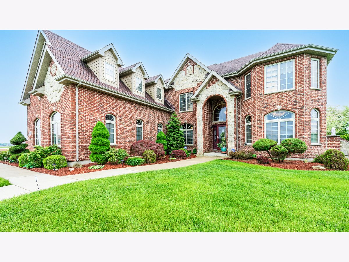 Homes Sold Ambry Estates Lynwood Illinois, 2041 Lewis