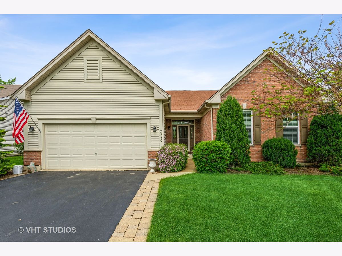 Homes Sold Glen Garden Estates Mundelein Illinois, 2340 Creekwood