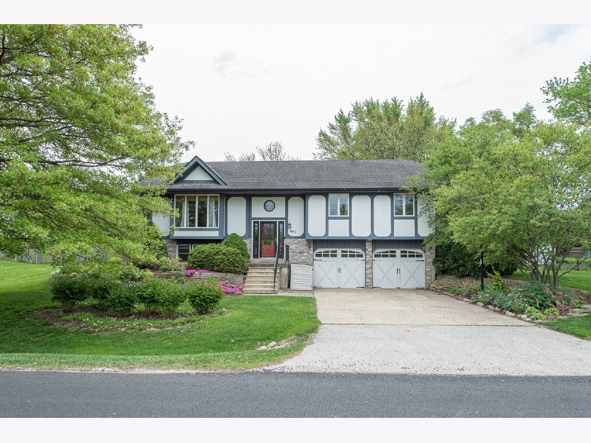 Homes Sold Robin Hill Shorewood Illinois, 907 Robin Hill