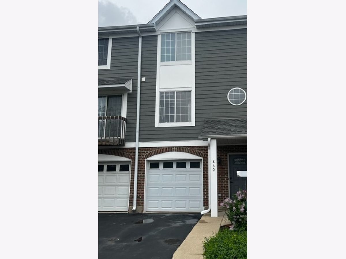 Townhomes Sold Hickory Hill Palatine Illinois, 860 St Johns