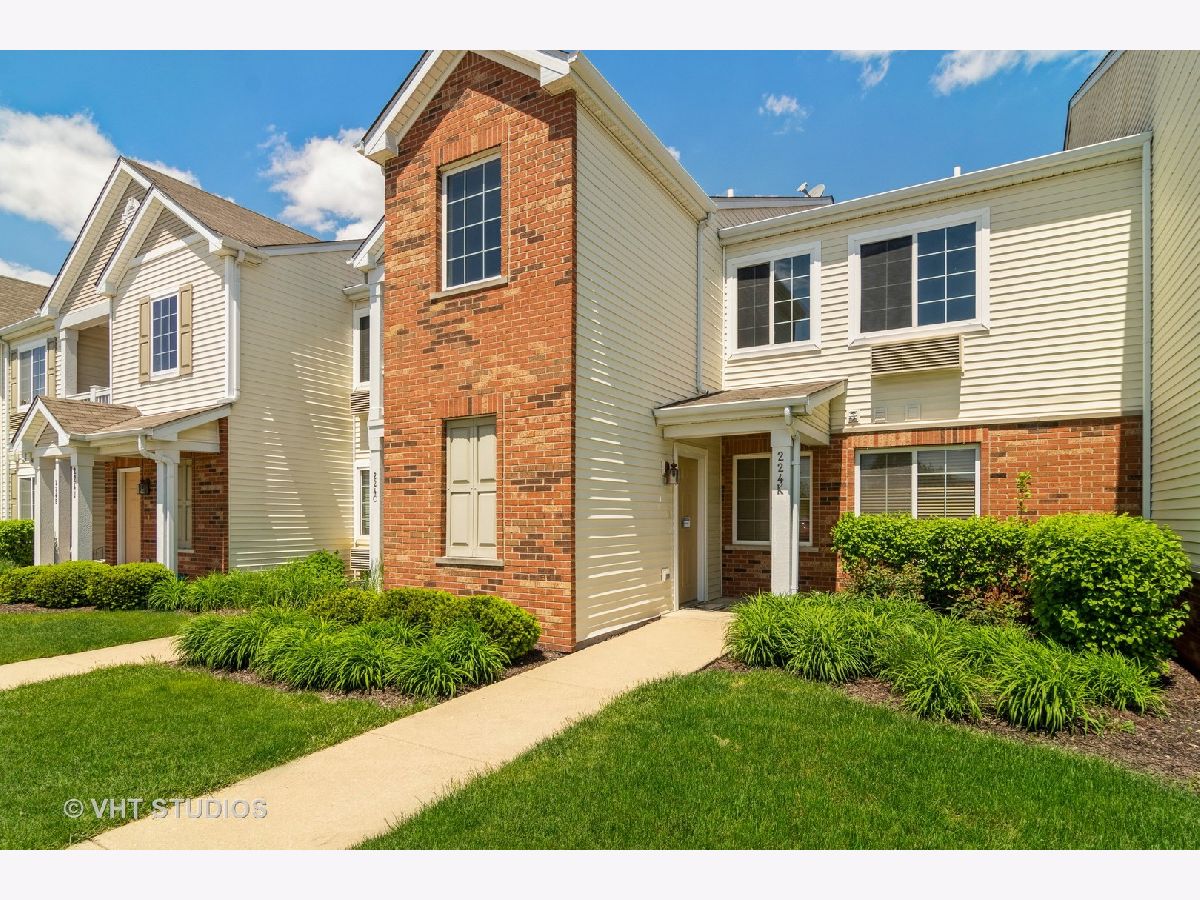 Bristol Bay Yorkville IL, Condos & Townhomes & Homes For Sale & For