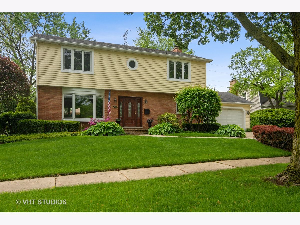 Homes Sold Banbury Lane Palatine Illinois, 711 Carpenter