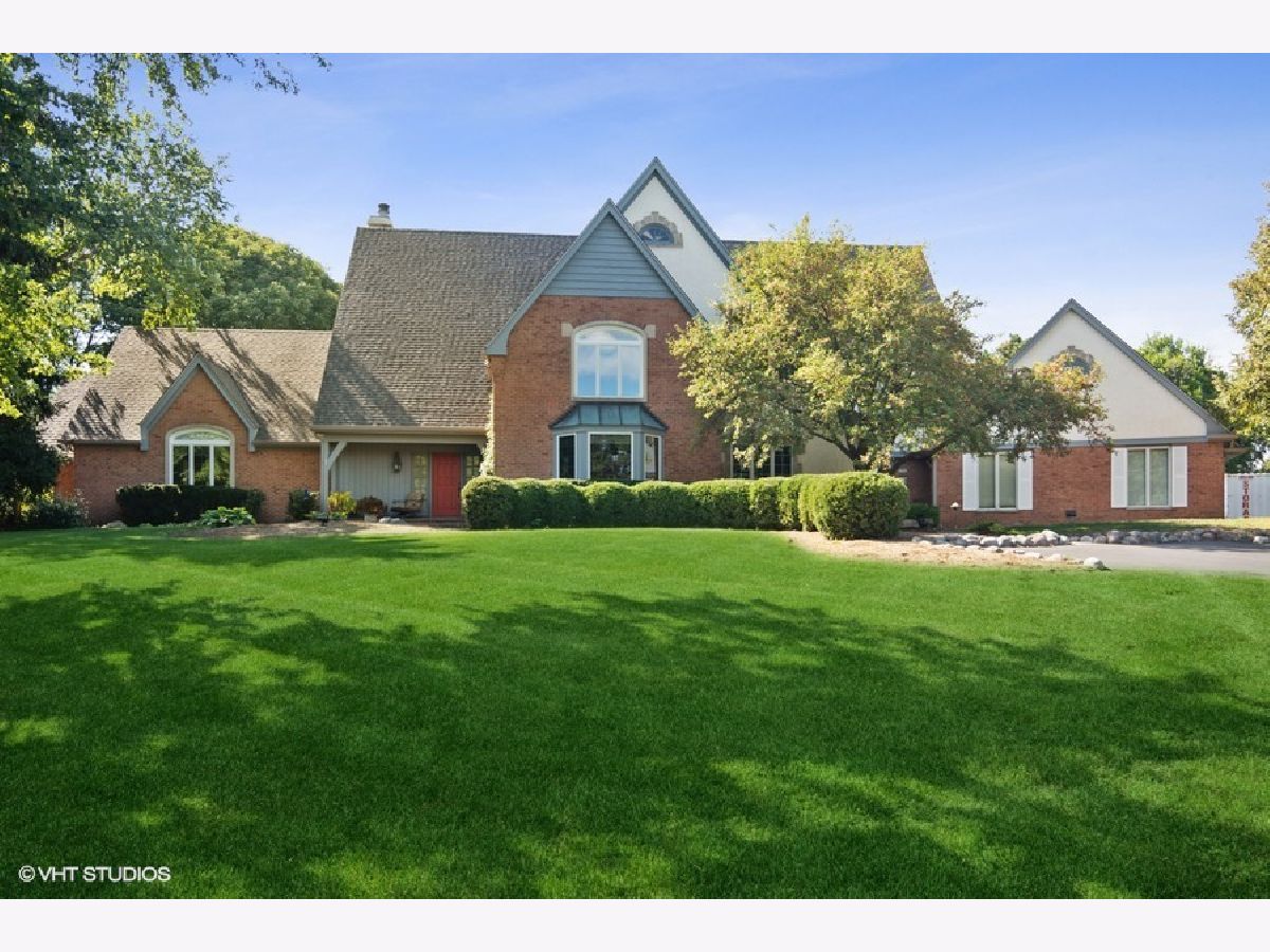 Homes Sold Muirfield Inverness Illinois, 930 Muirfield