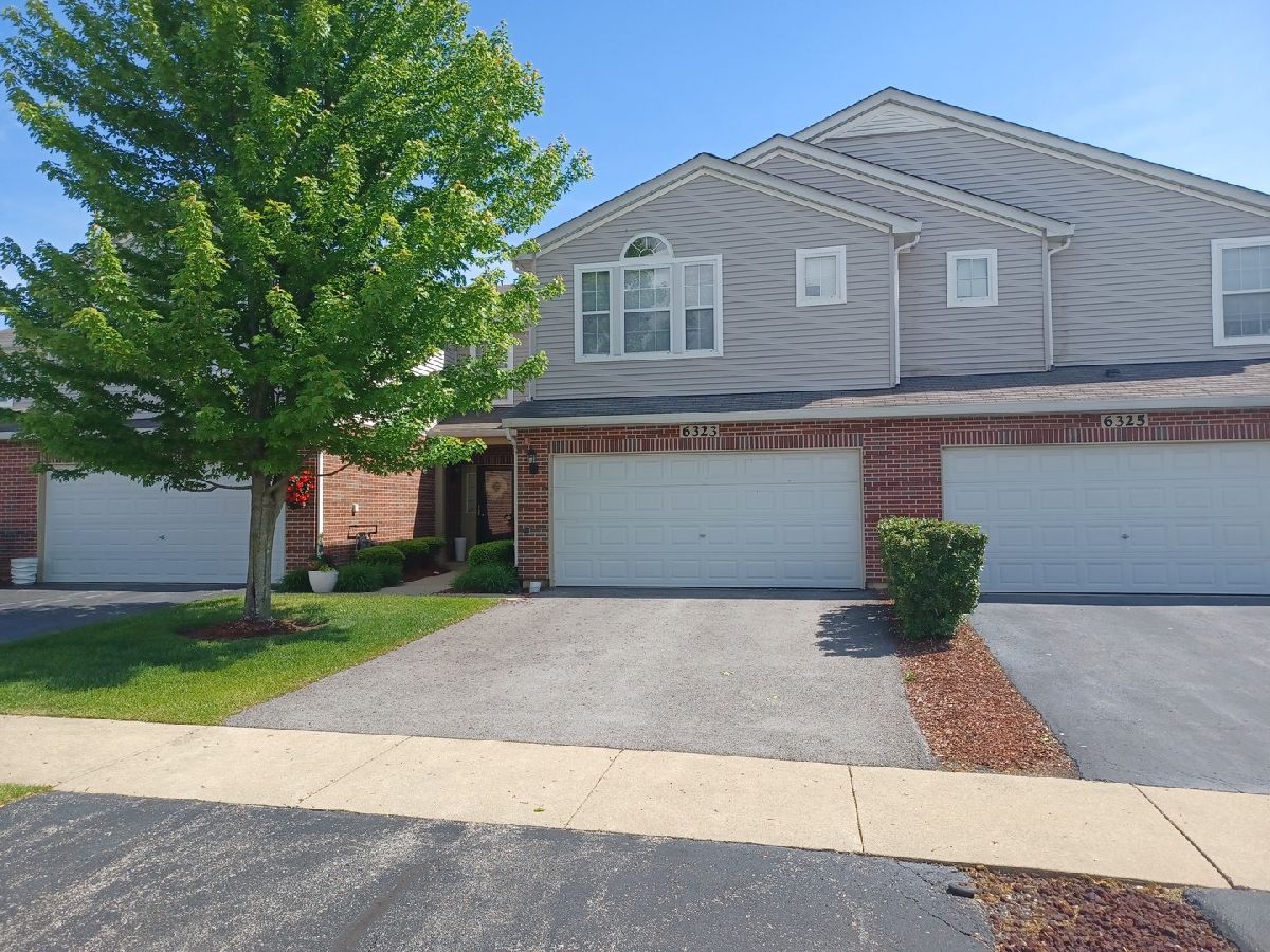 Homes & Townhomes & Condos Sold Gleneagle Trail Matteson Illinois, 6323 Berry Path