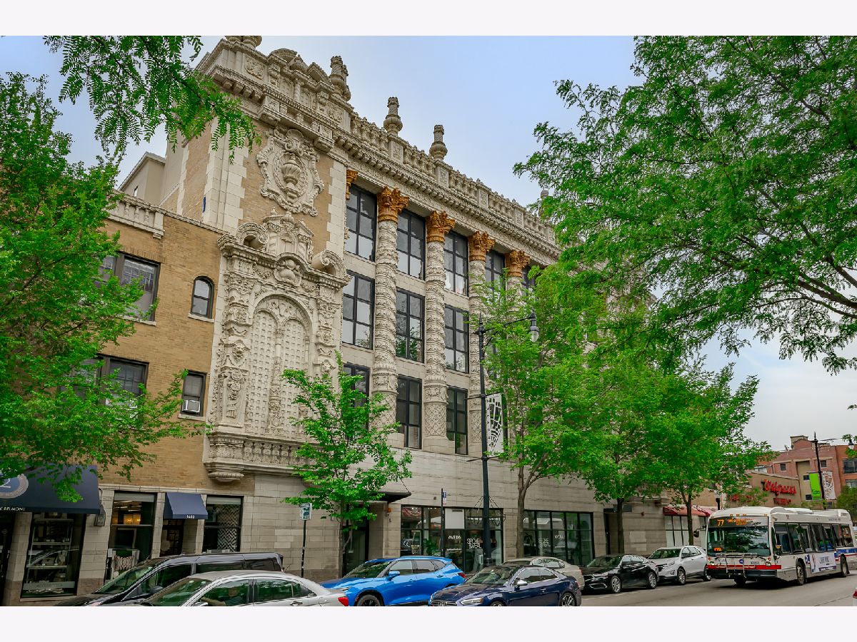 Condominiums Sold Cinema Lofts Chicago Illinois, 1635 Belmont