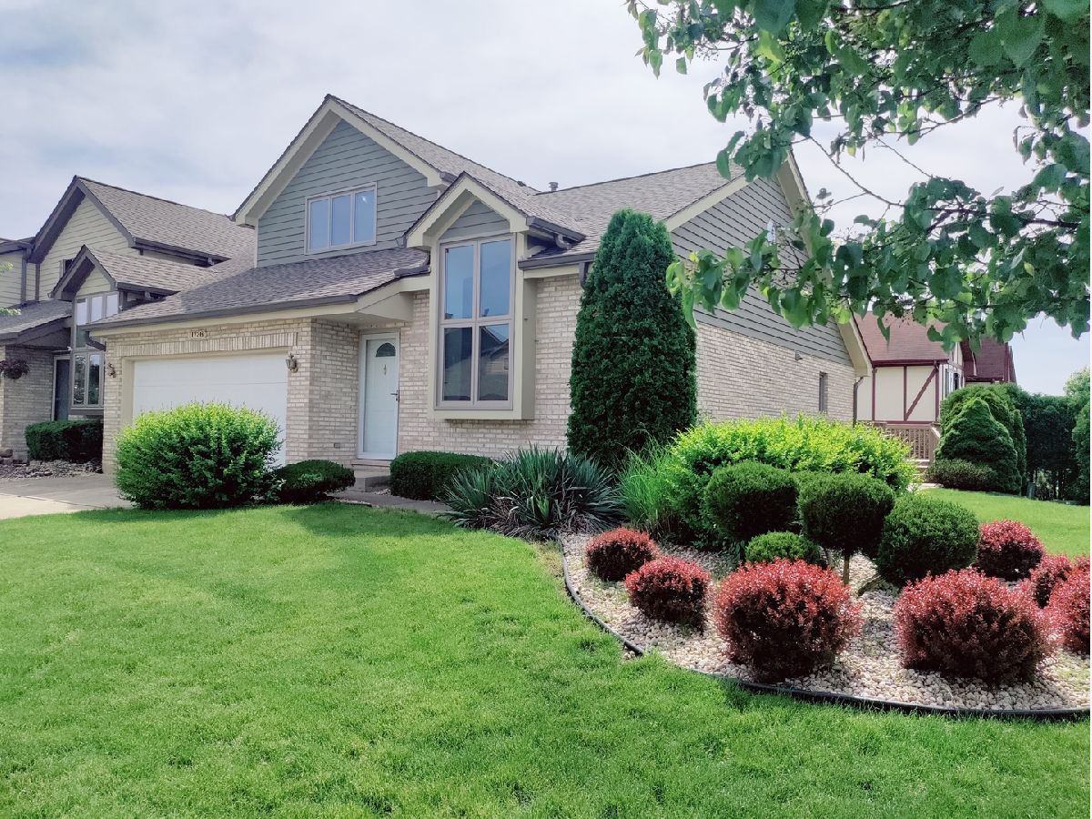 Townhomes Sold Palos Point Palos Heights Illinois, 11736 Seagull