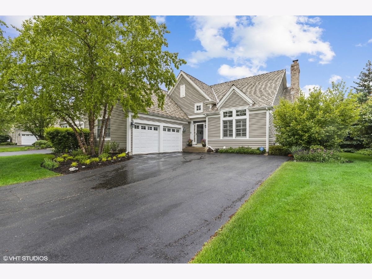 Townhomes & Homes Sold Stonebridge Lake Forest Illinois, 110 Newport