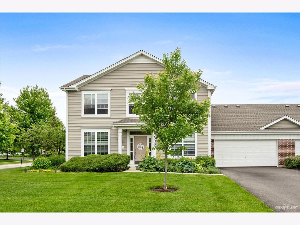 Windsor Pointe Sugar Grove IL, Townhomes & Condos & Homes For Sale