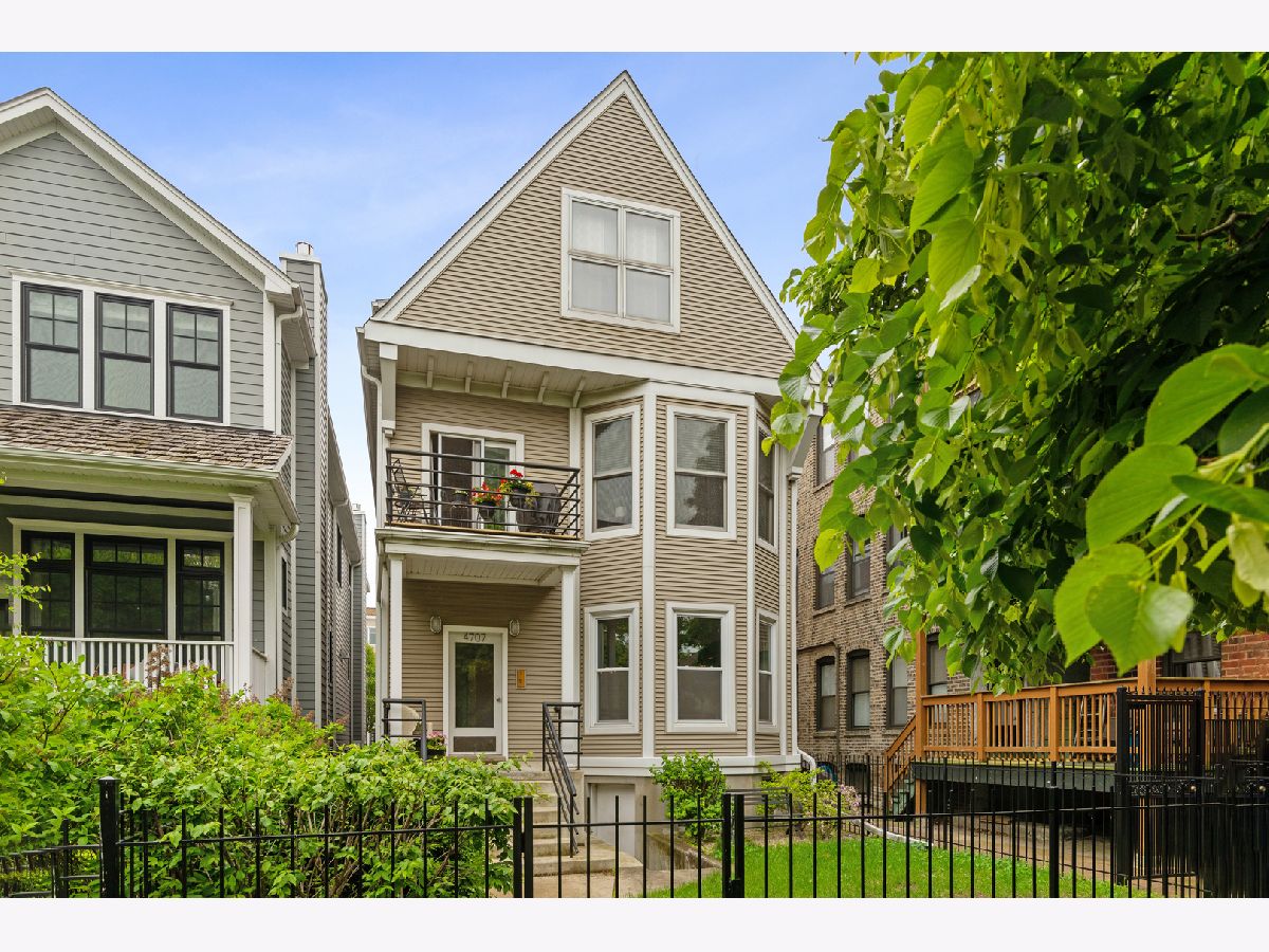 Condos & Townhomes & Homes Sold Ravenswood Chicago Illinois, 4707 Hermitage