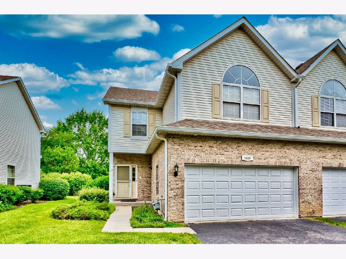 Townhomes Sold Lily Field Bolingbrook Illinois, 1126 Lily Field