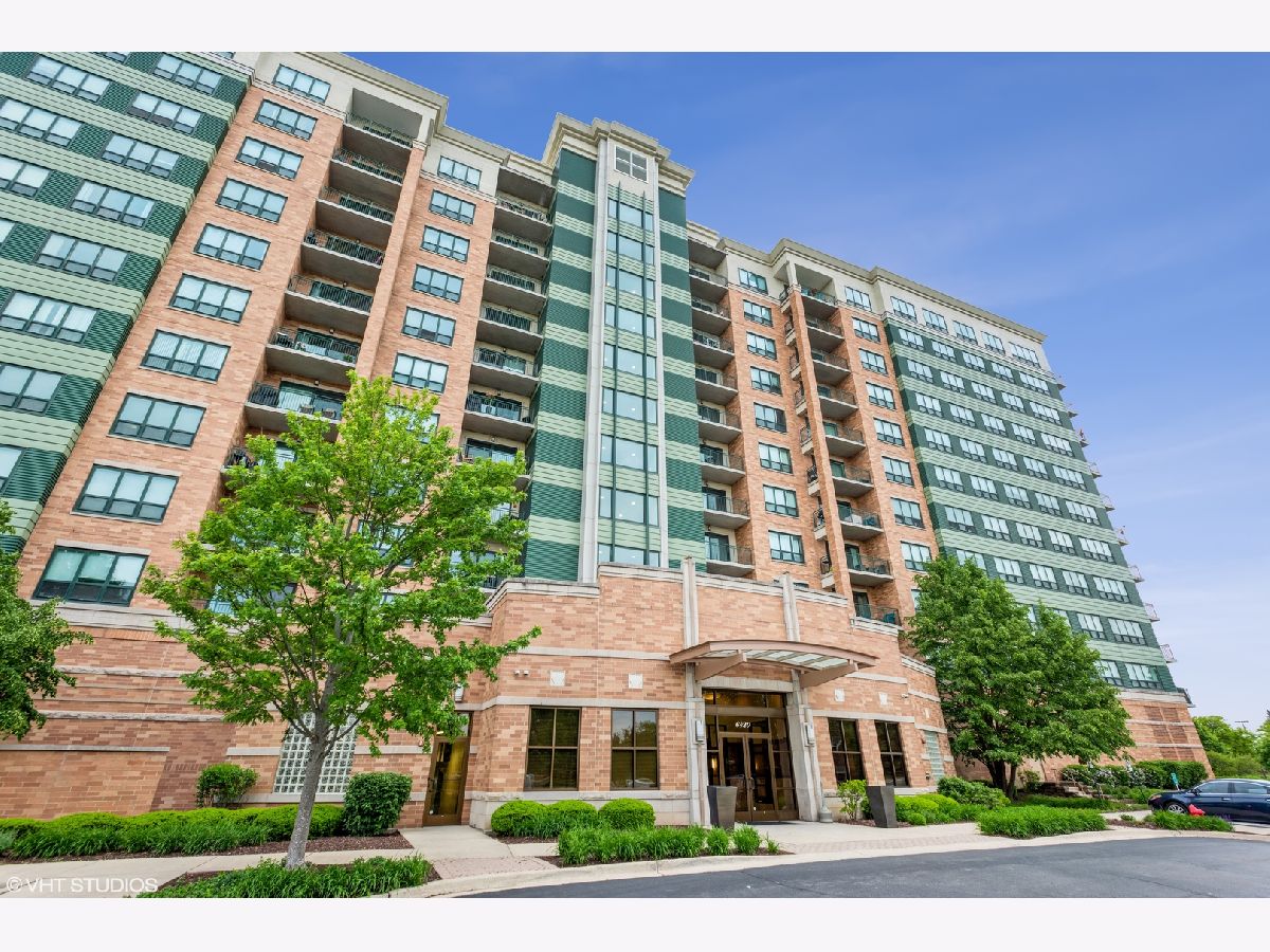 Seven Bridges Woodridge IL, Homes & Condos & Townhomes For Sale & For