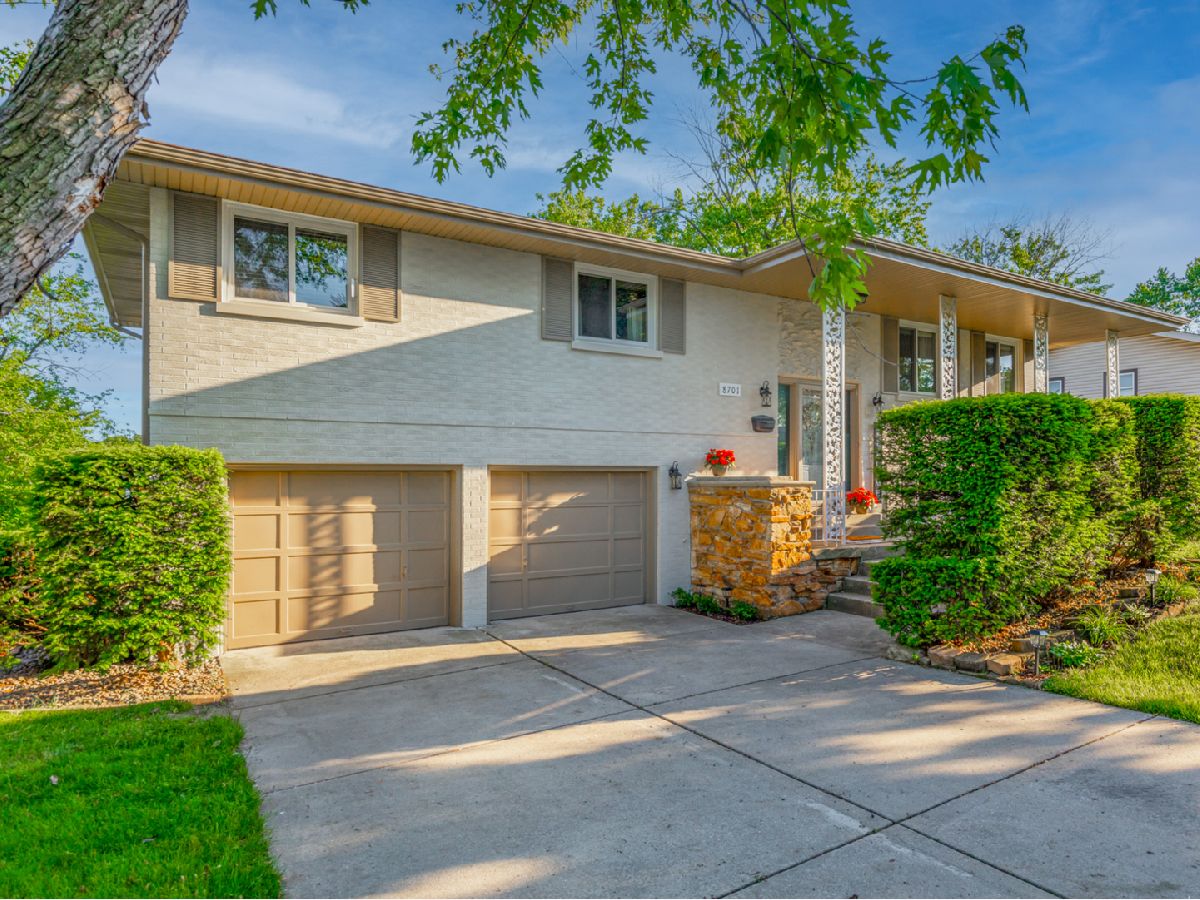 Homes Sold Orchard On The Hill Hickory Hills Illinois, 8701 Orchard