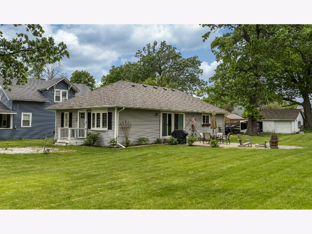 Homes Sold Channel Lake Bluffs Antioch Illinois, 26372 Grapevine