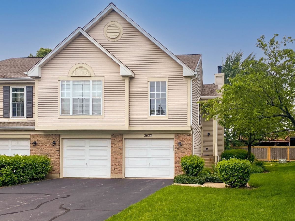 Townhomes & Condos Sold Lost Creek Arlington Heights Illinois, 2622 Embers