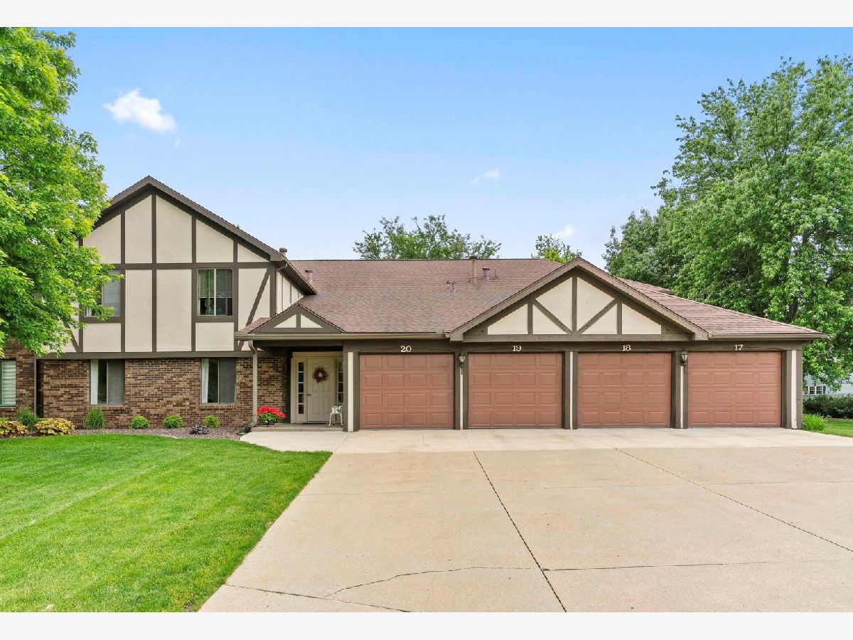 Condos & Townhomes Sold Brandywine Bloomington Illinois, 18 Brandywine