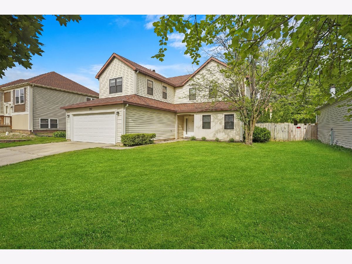 Homes Sold Applewood Bolingbrook Illinois, 212 Campbell