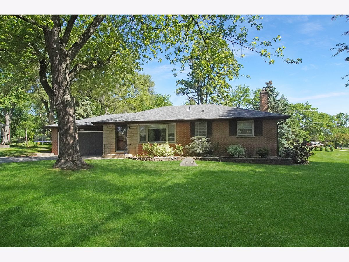 Homes Sold Naperville Country Estates Naperville Illinois, 25W110 Lacey