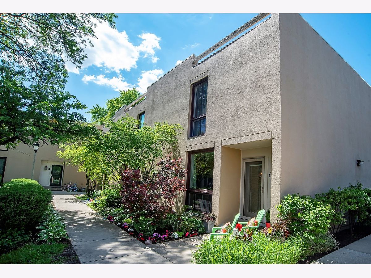 Townhomes & Condos Sold Atrium Elmhurst Illinois, 6 Oak Tree