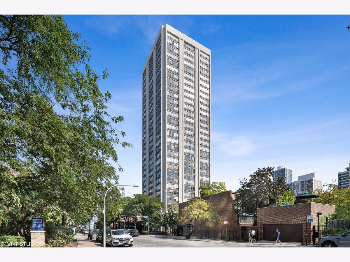 Condominiums Sold Faulkner House Chicago Illinois, 70 Burton