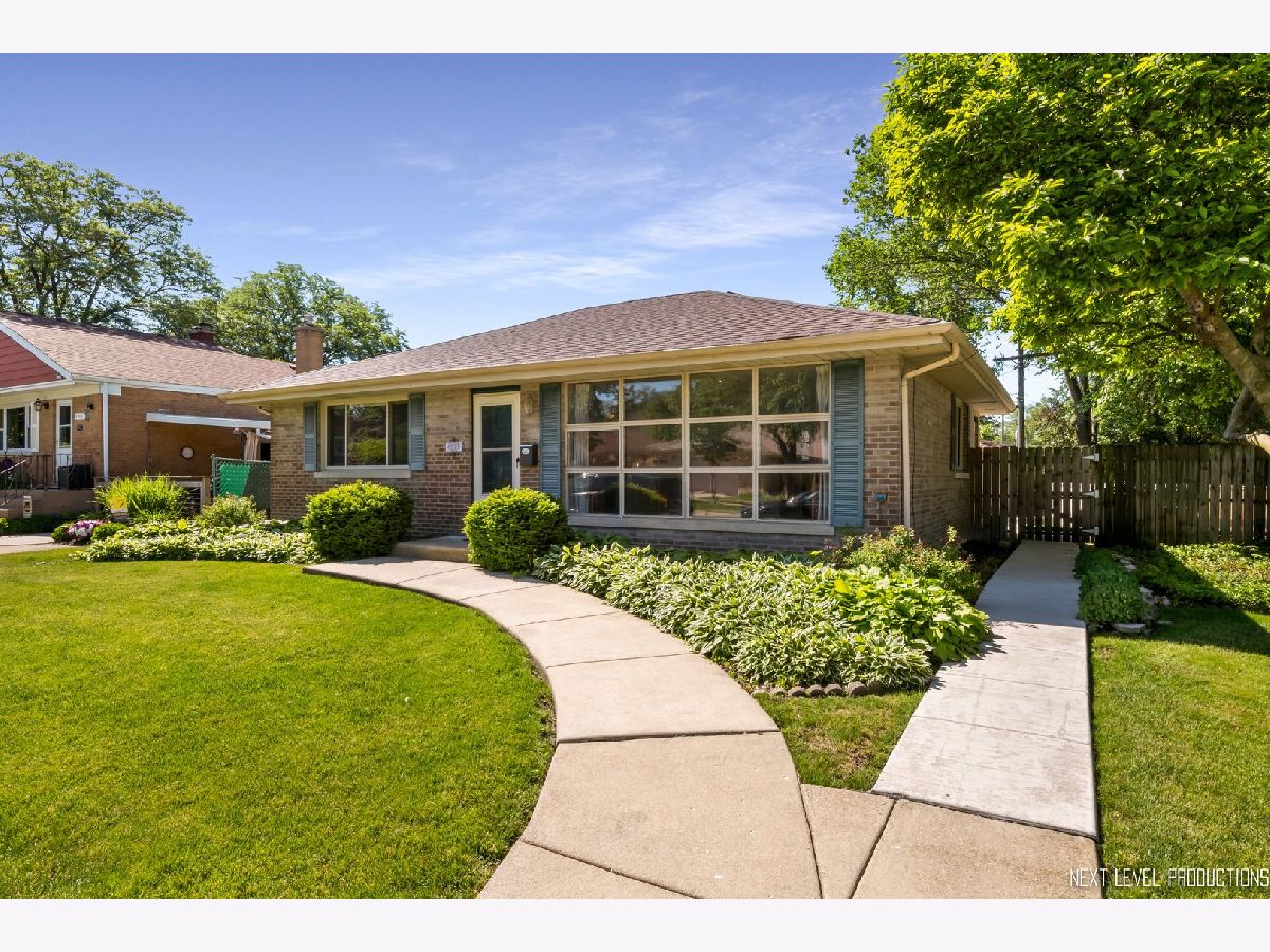 Homes Sold Brookfield Manor Brookfield Illinois, 8911 Monroe
