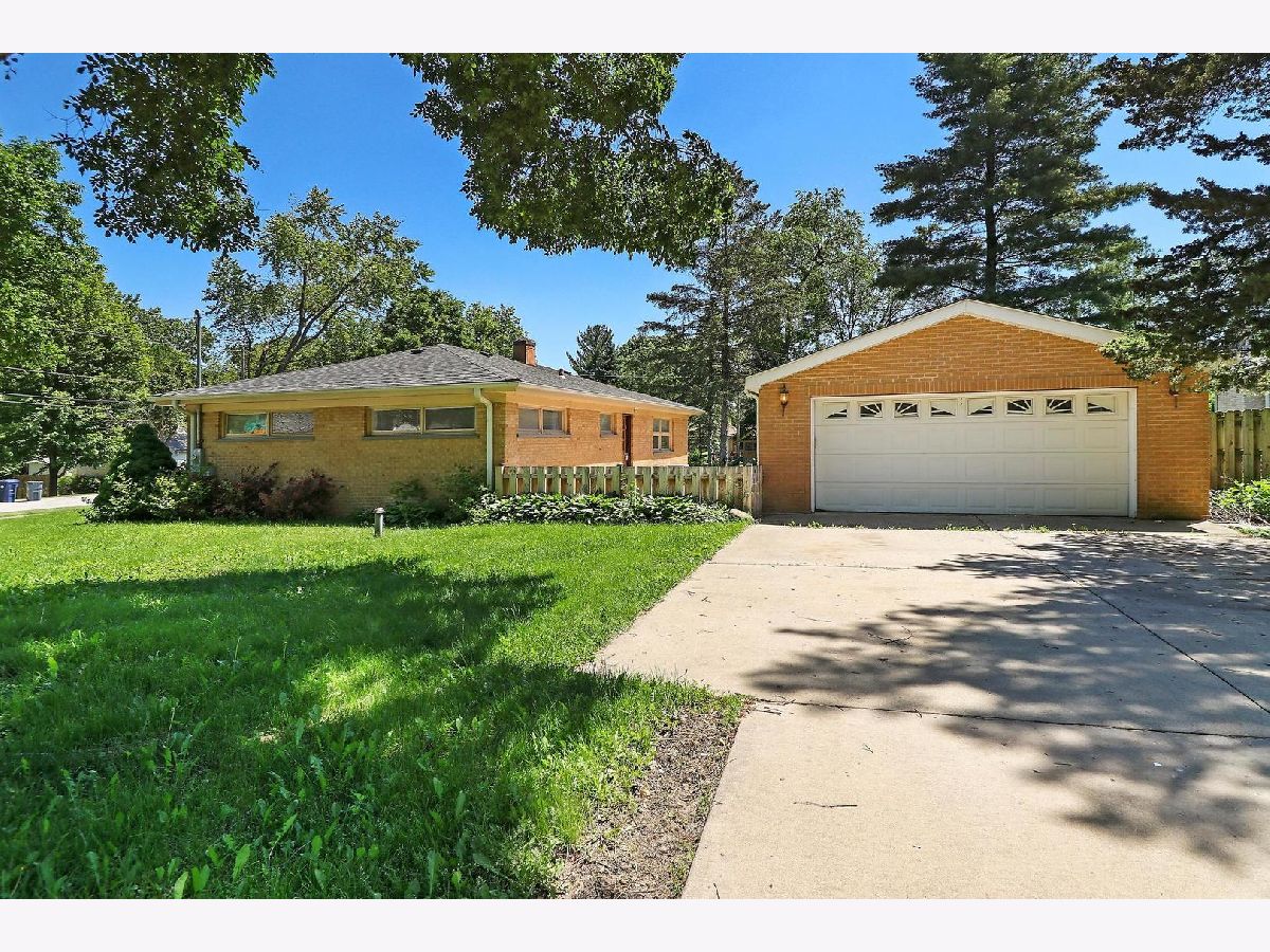 Homes Sold Fox River View Algonquin Illinois, 409 Beach