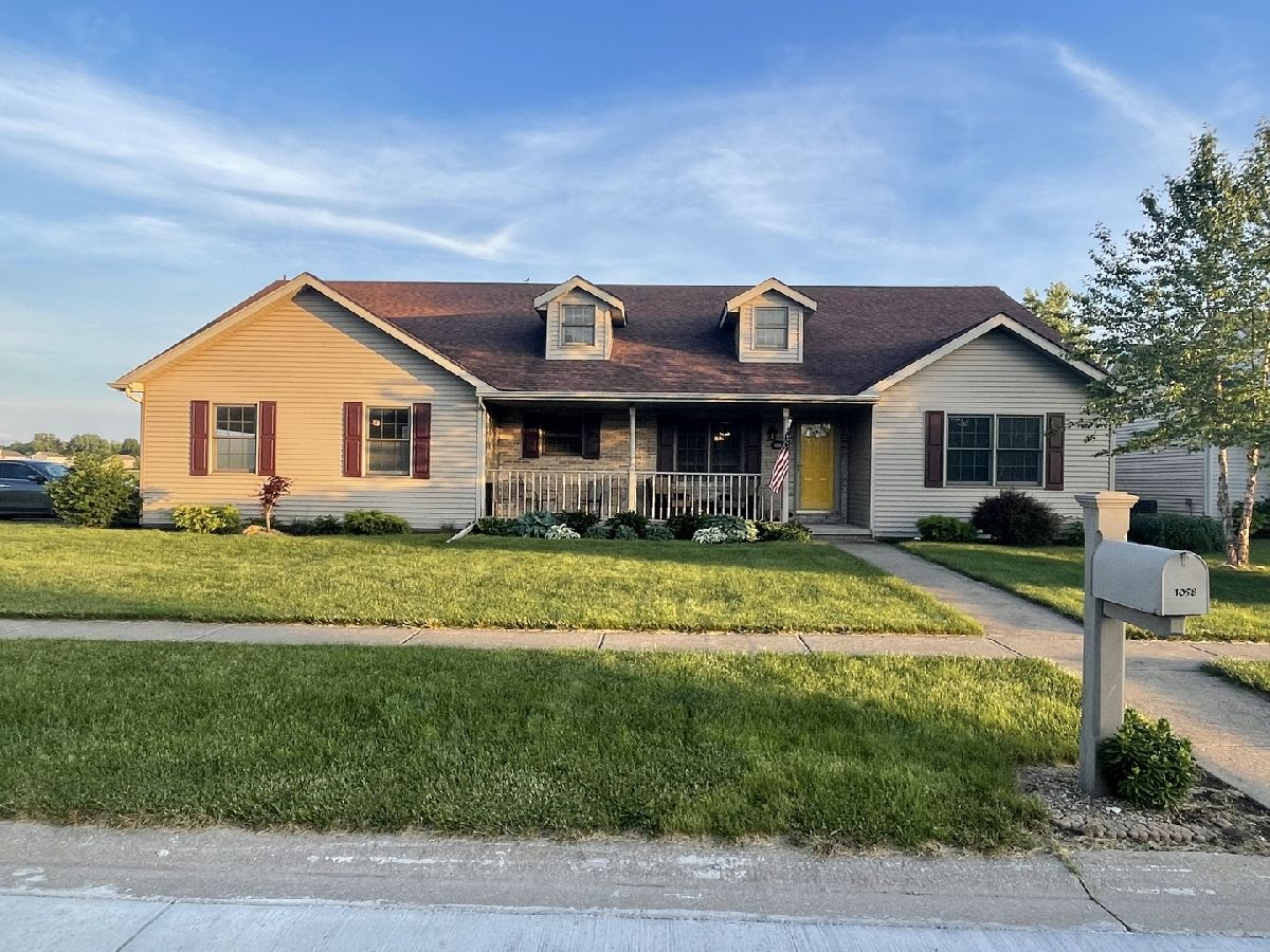  Sold Chatham Illinois, 1058 Oakbrook