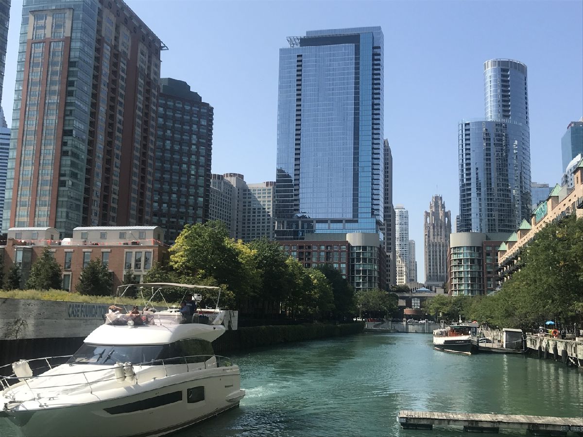 Condominiums Rented Citiview Condos Chicago Illinois, 440 Mcclurg
