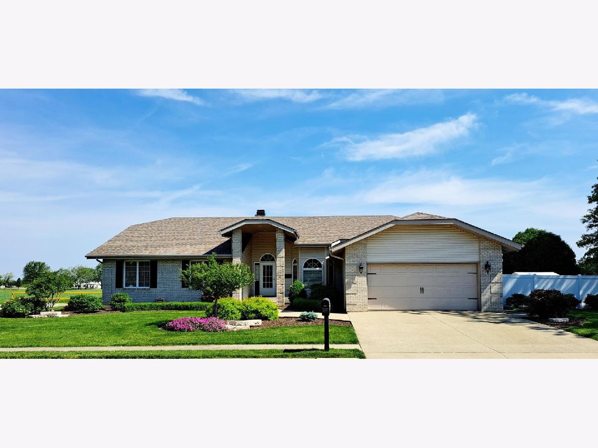 Homes & Condos & Townhomes Sold Westshore Manor Manteno Illinois, 275 Eighth