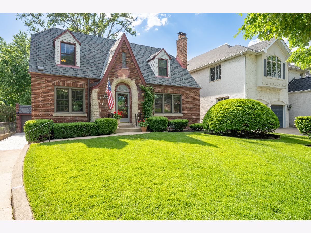 Homes & Condominiums Sold West Beverly Chicago Illinois, 10516 Talman