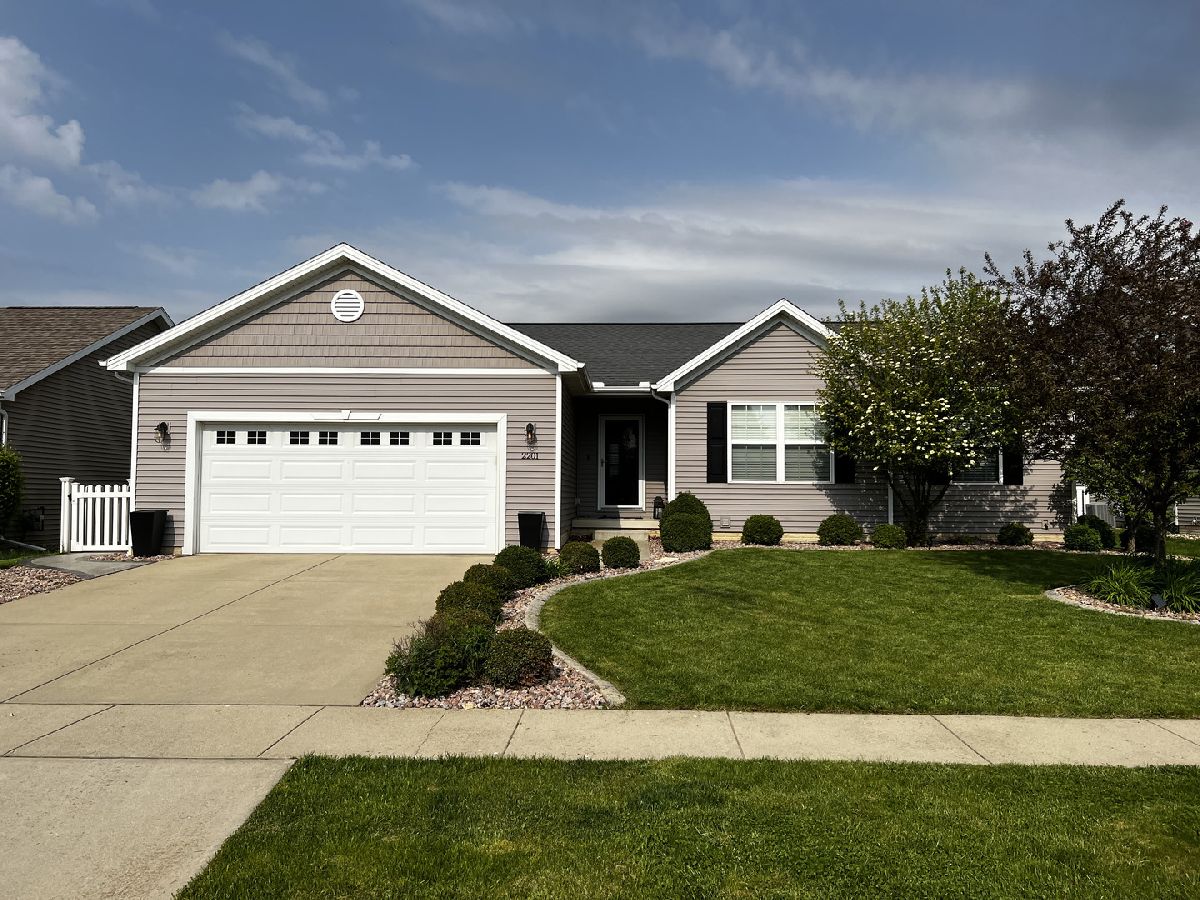 Homes Sold North Fields Normal Illinois, 2201 Emory