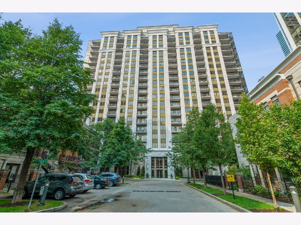 Condos & Townhomes For Sale Museum Park Chicago Illinois, 1322 Prairie Avenue
