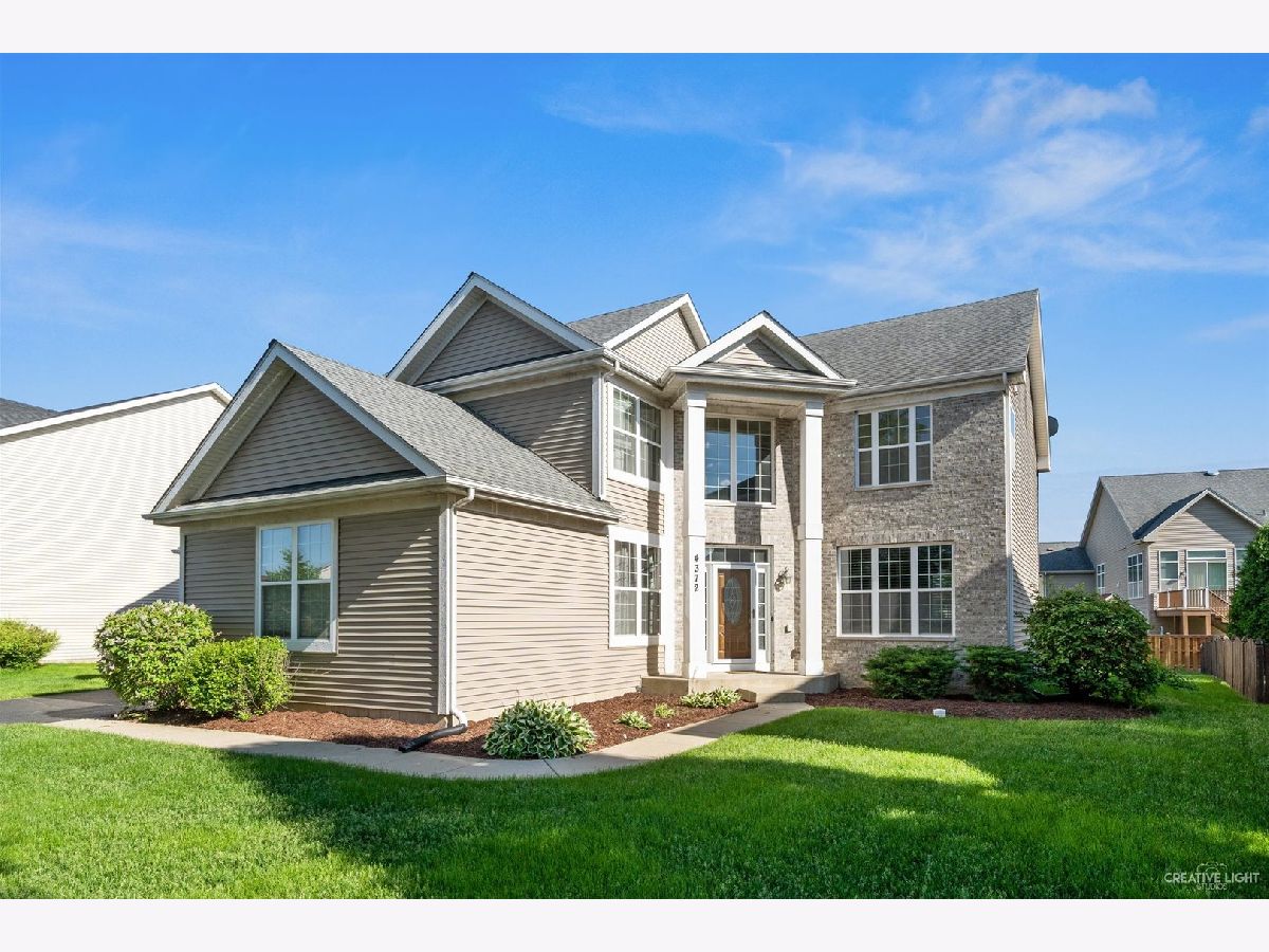 Homes Sold Cheswick Place Lake In The Hills Illinois, 4372 Princeton