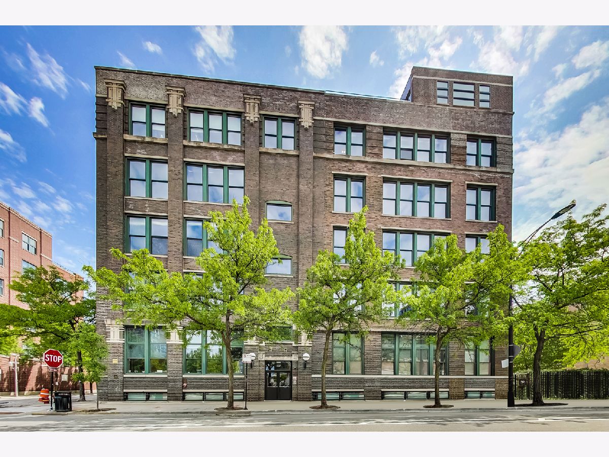 Condominiums Sold Union Park Lofts Chicago Illinois, 1327 Washington