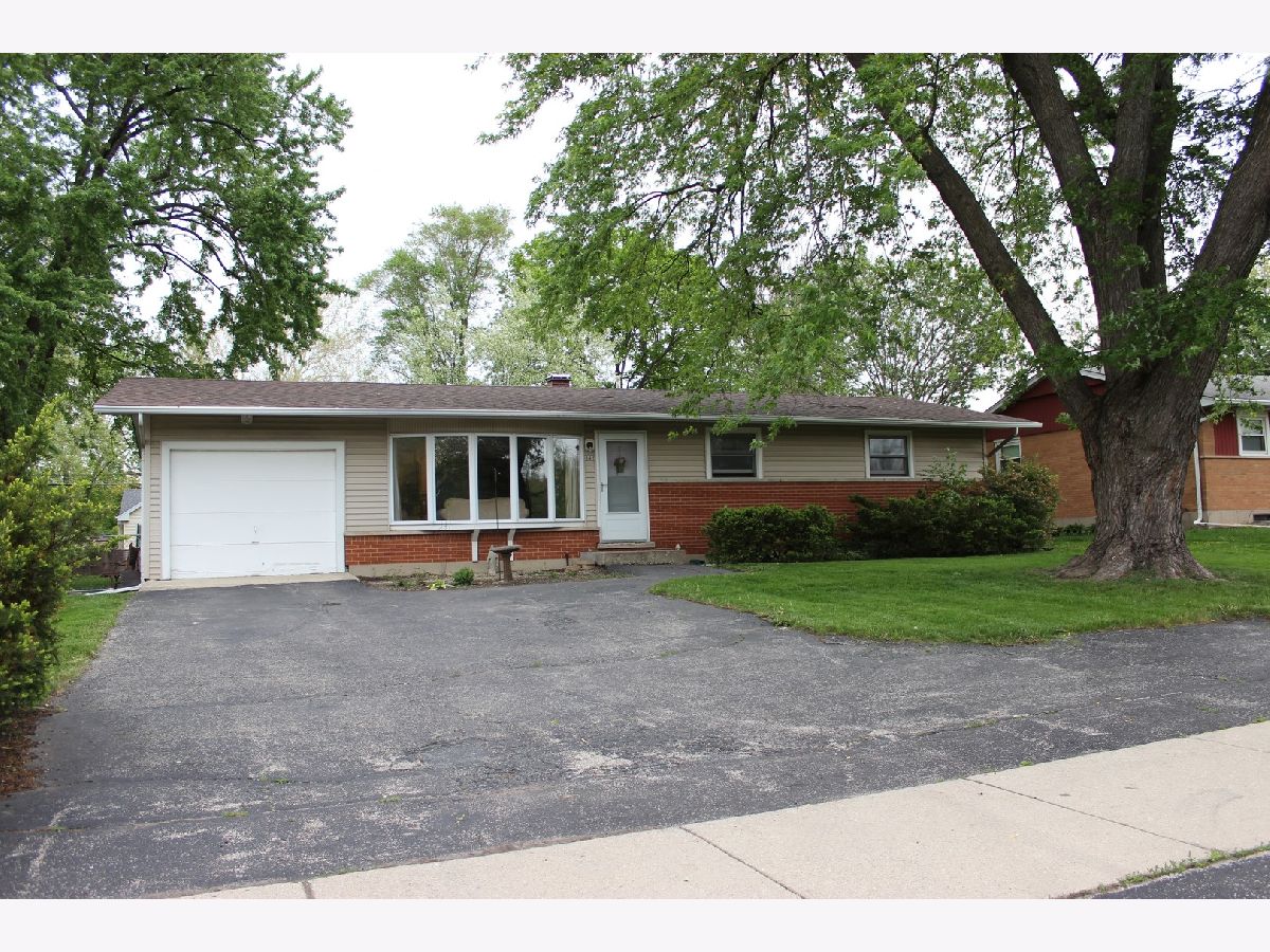 Homes Sold Oakview Lisle Illinois, 642 Maple