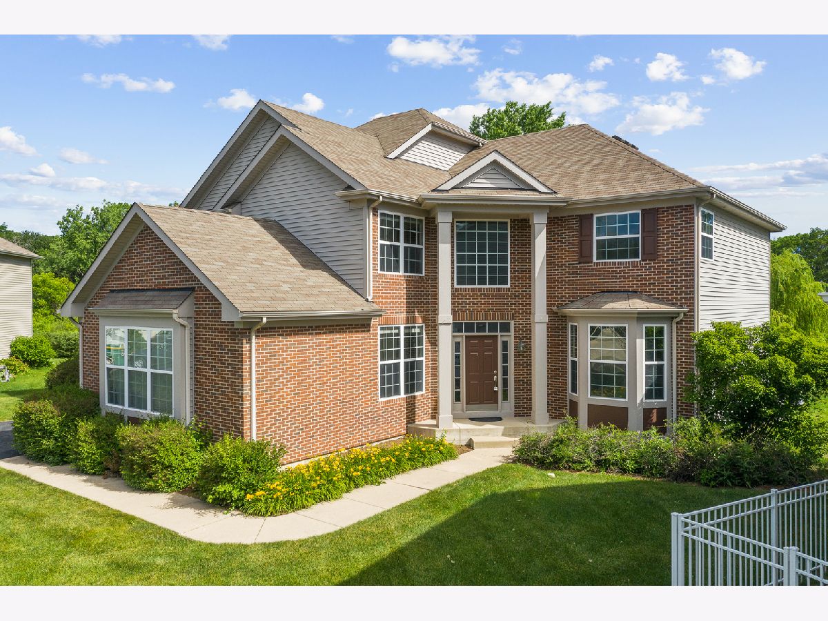 Homes Sold Prairie Trail Lake Villa Illinois, 698 Blazing Star