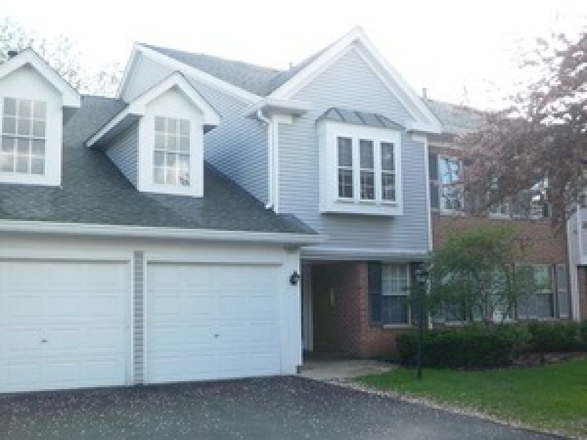 Condominiums Rented Old Orchard Mount Prospect Illinois, 1007 Butternut