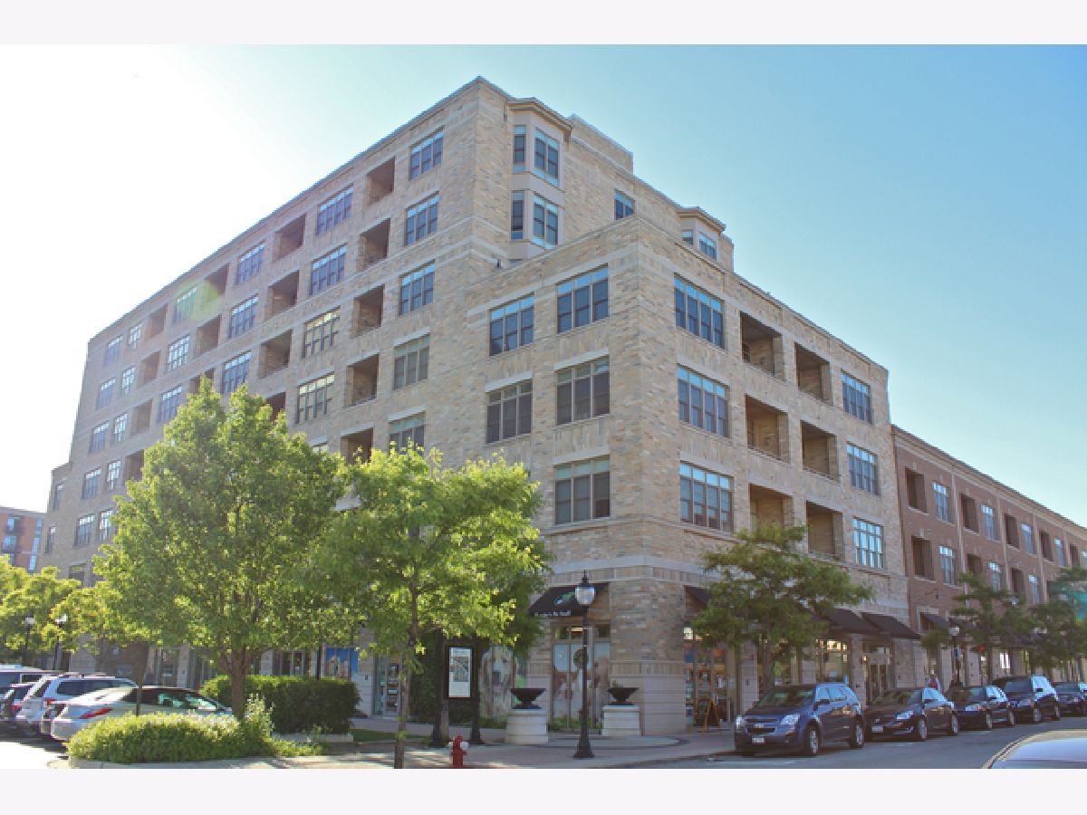 Condominiums Rented Metro Lofts Arlington Heights Illinois, 10 Dunton