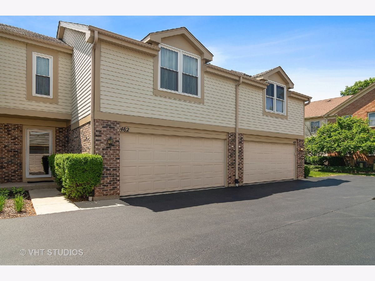 Townhomes & Condos & Homes Sold River Bend Naperville Illinois, 482 Village Green