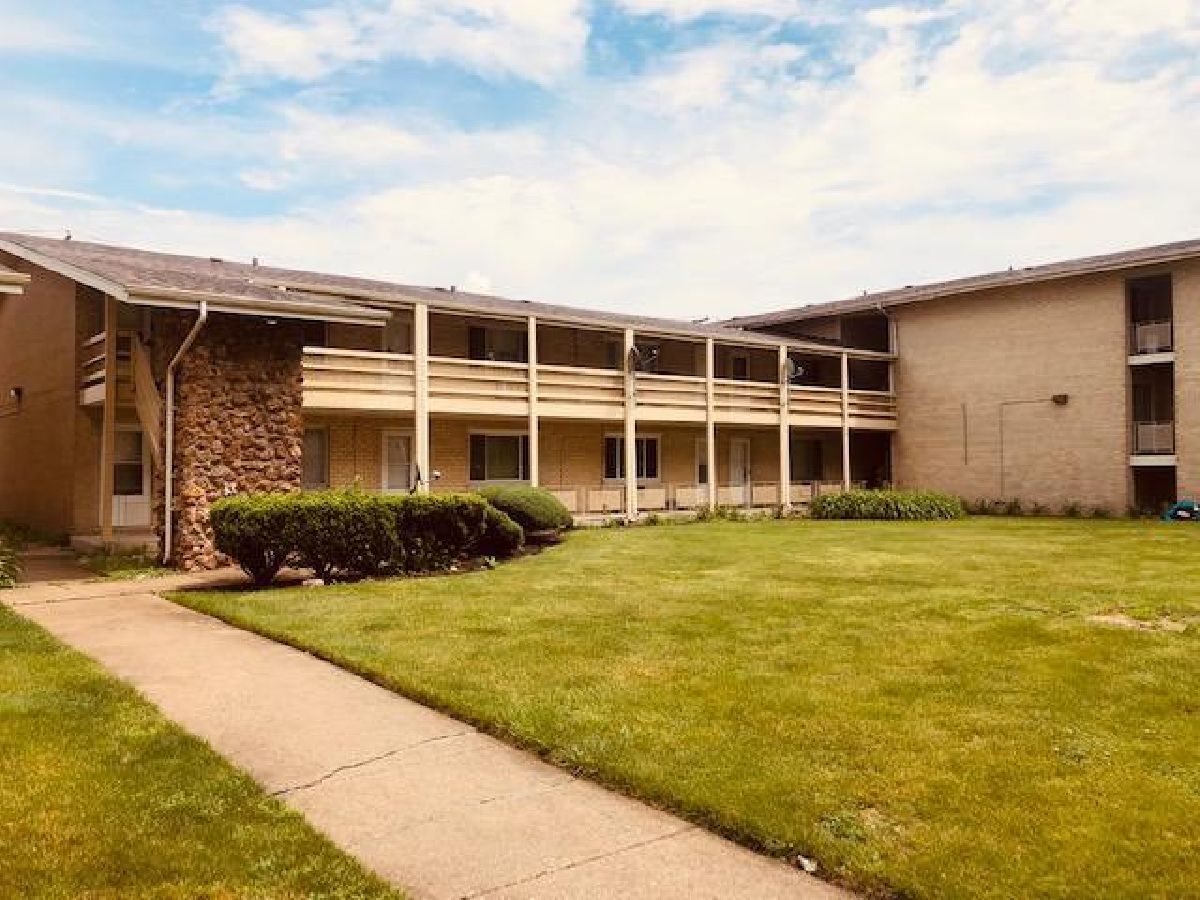 Condos & Townhomes Sold Keystone Court Midlothian Illinois, 14519 Keystone