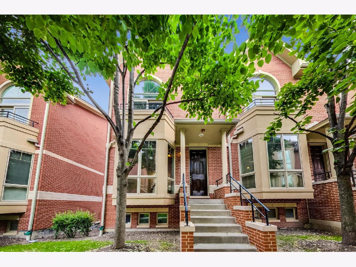 Townhomes Sold Millbrook Pointe Wheeling Illinois, 53 Northfield