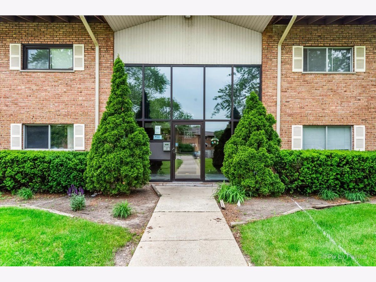 Condominiums Sold Brookdale At Darien Condominiums Darien Illinois, 7422 Brookdale