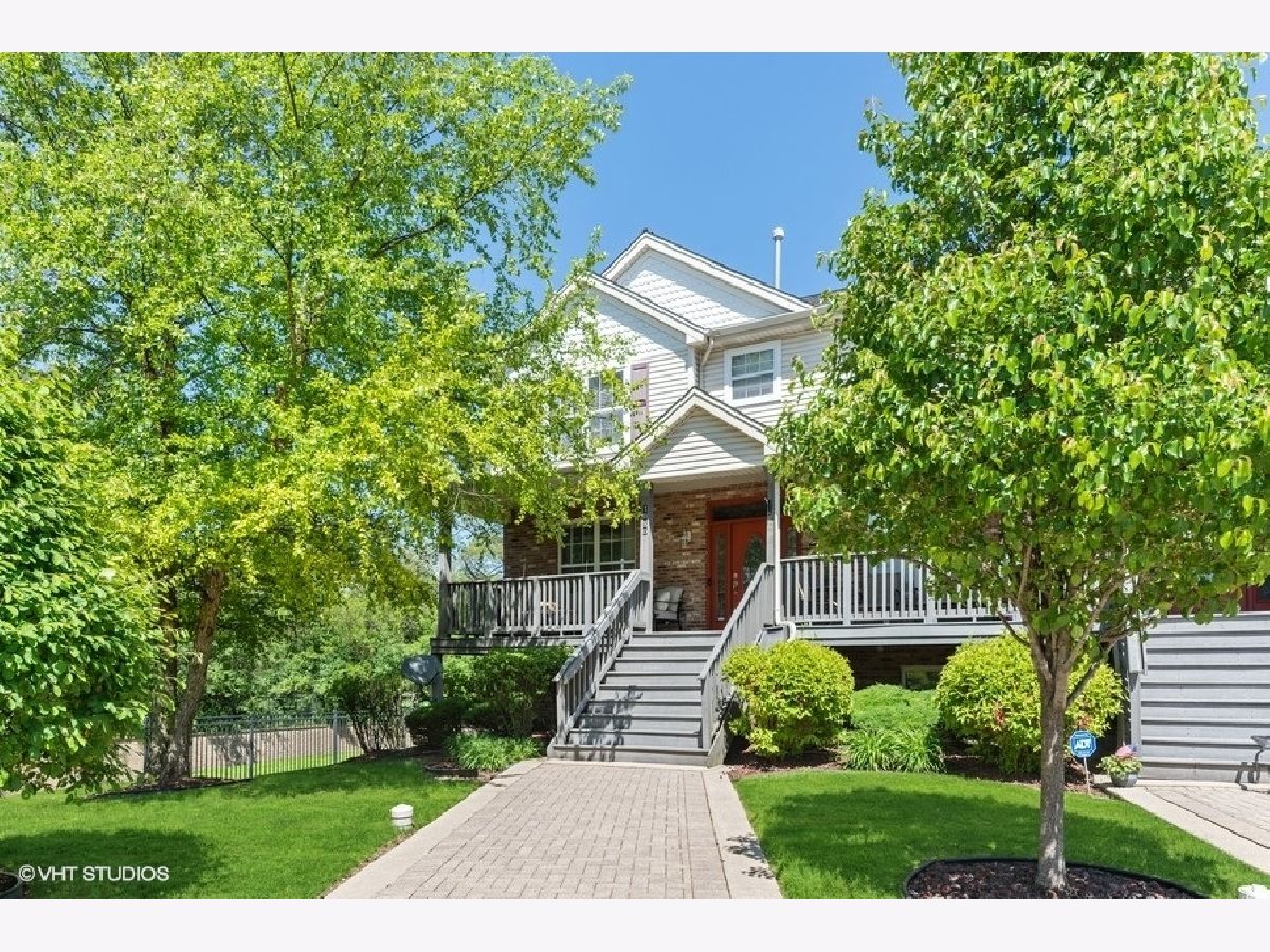 Townhomes Sold Lancaster Square Lombard Illinois, 1080 Kufrin