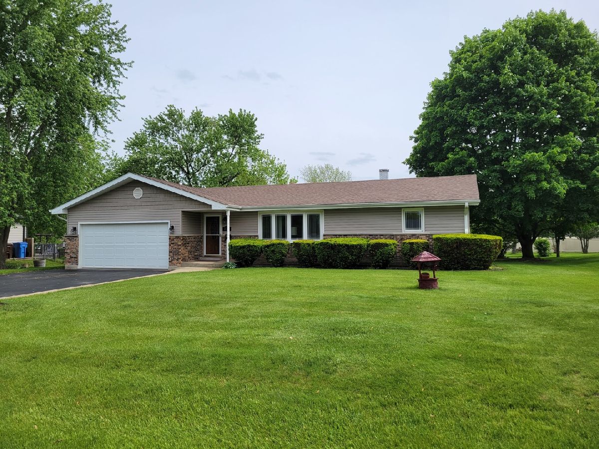 Homes & Townhomes & Condos Sold Windemere New Lenox Illinois, 834 Chelsea