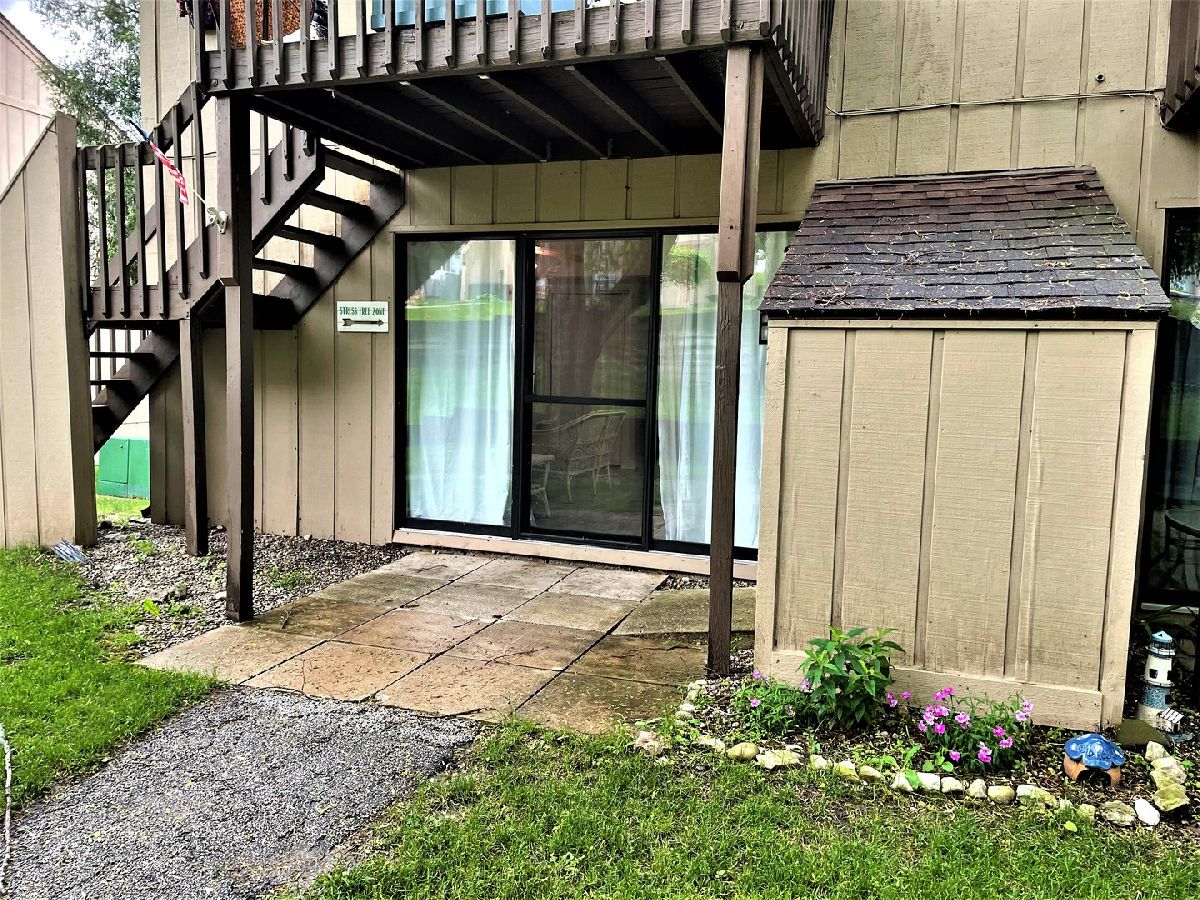 Vacation Village Fox Lake IL, Condos & Townhomes For Sale & For Rent