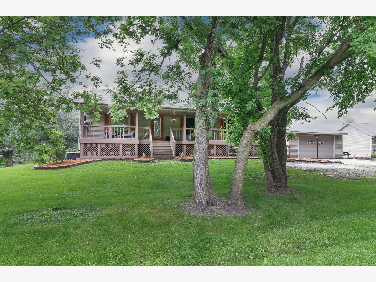  Sold Kappa Illinois, 101 Grove