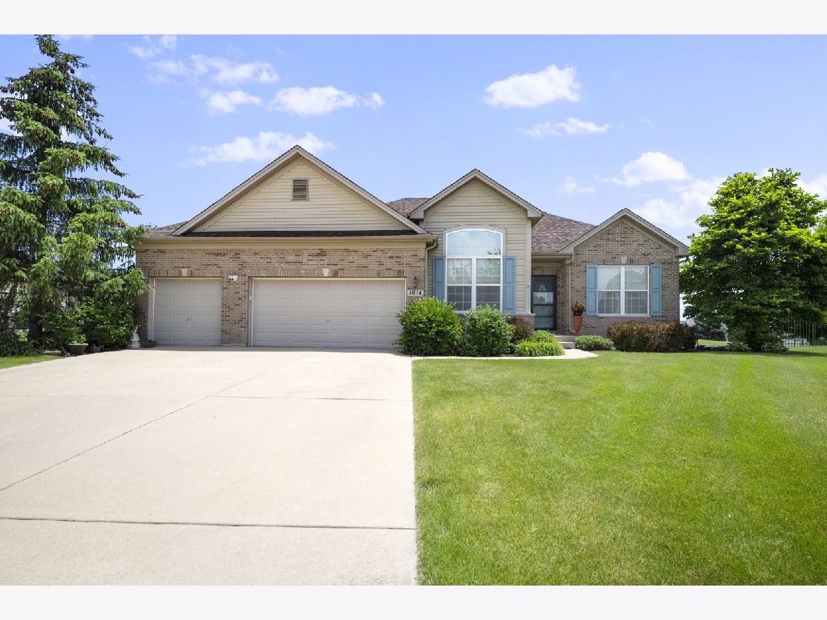 Homes Sold Hidden Creek Shorewood Illinois, 1014 Sycamore