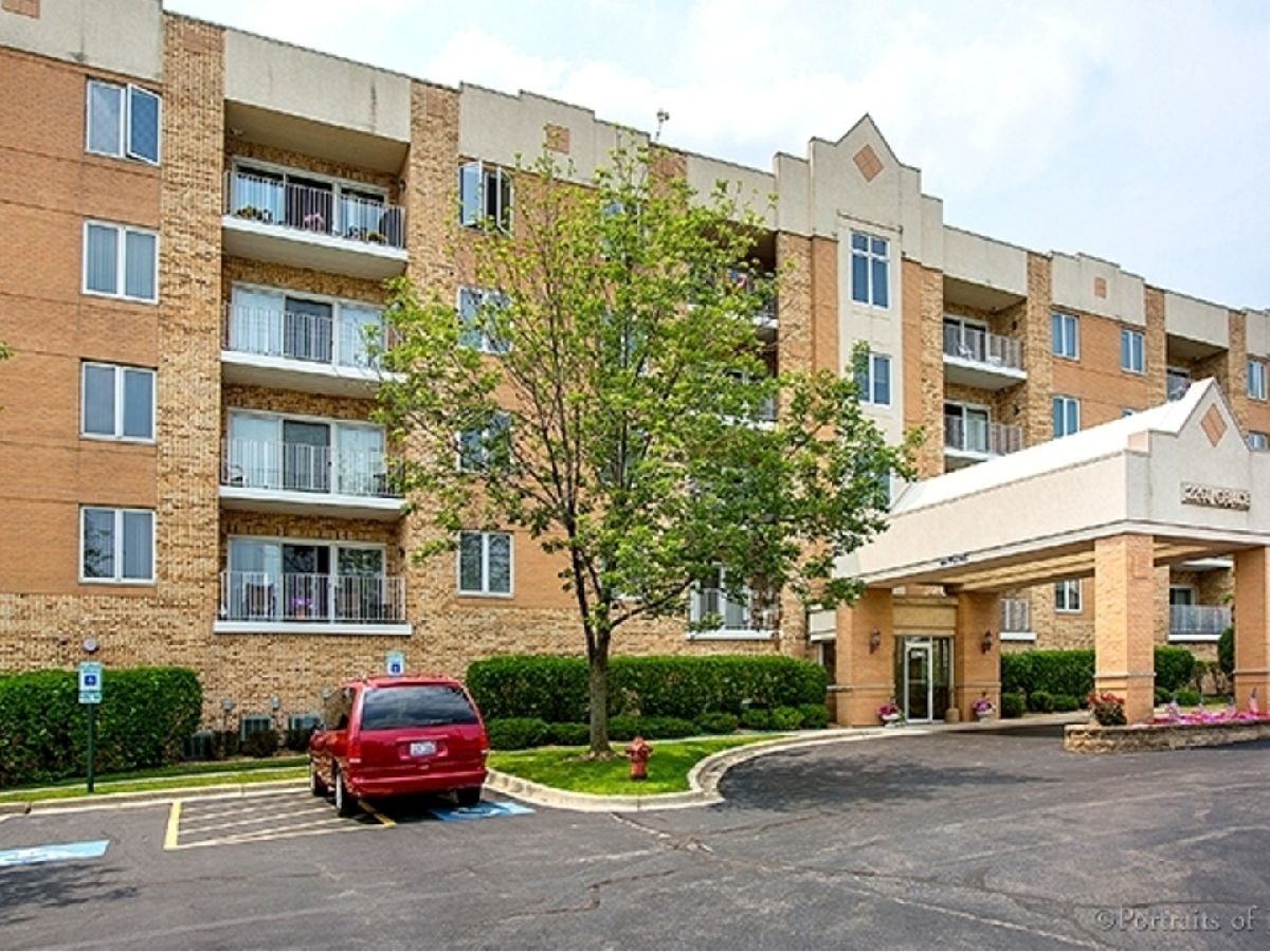 Condominiums & Homes Sold Liberty Square Lombard Illinois, 2260 Grace