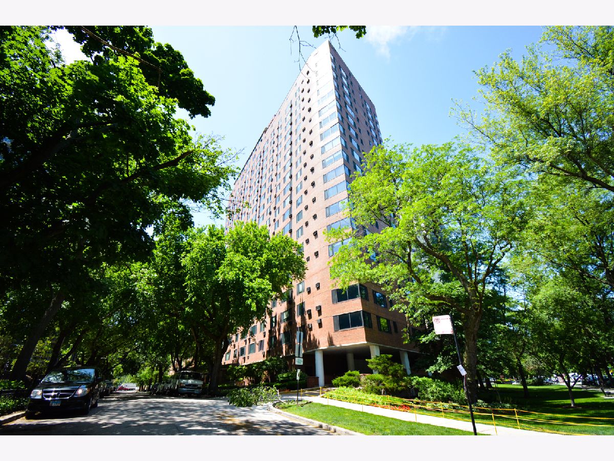 Condominiums Rented Darien Condominium Chicago Illinois, 3100 Lake Shore